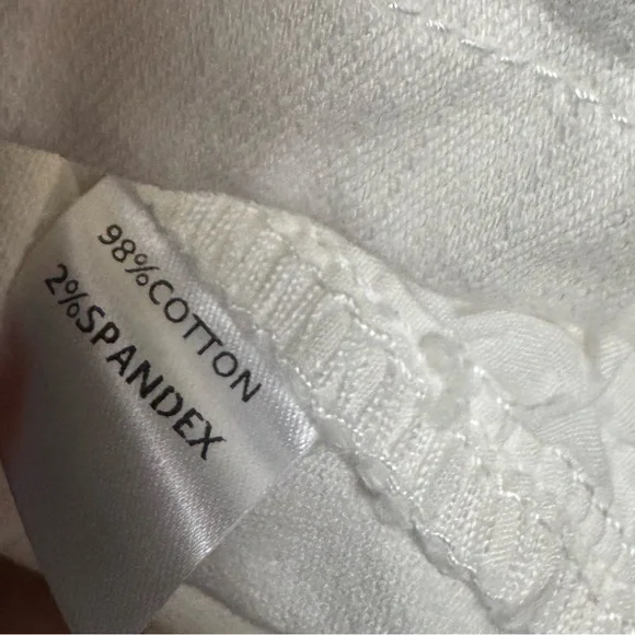 Valija Gitana White Jean Shorts - Picture 4 of 4